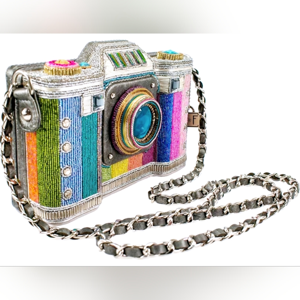 #415 Mary Frances Camera Crossbody Bag 💙 - Picture 3 of 11